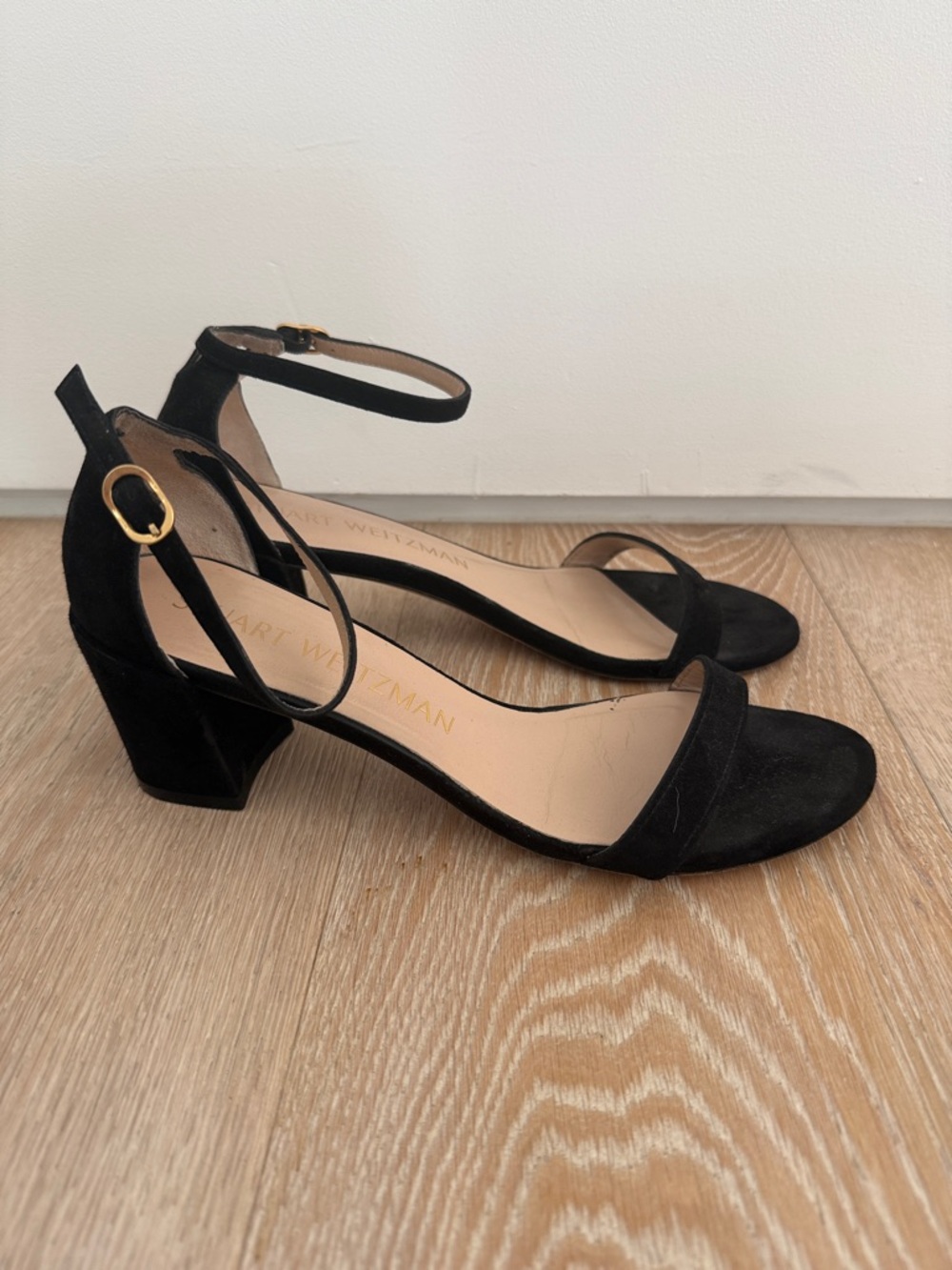 Stuart Weitzman Simple Black Suede Sandals Sz 8.5